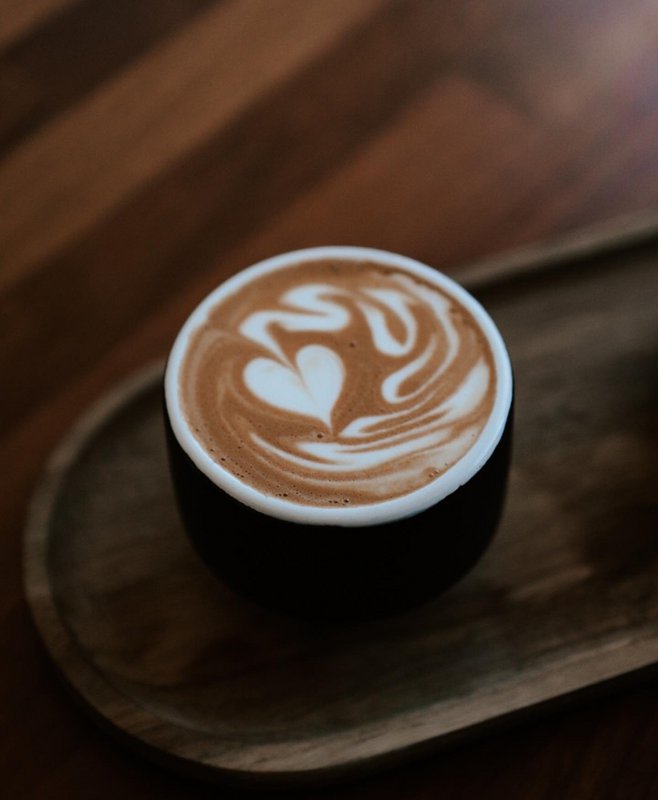 80% Single Origin Drinking Hot Chocolate with cinnamon and orange, Honduras. Cacao bean to cup.