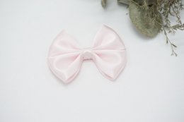 Satin regular bow