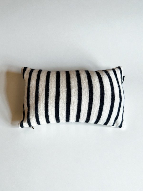 Cushion - WINTER EDITION - TAU - 30 x 50
