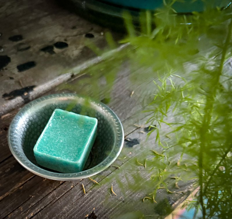 Green tea perfume block (packed in 10 pieces)