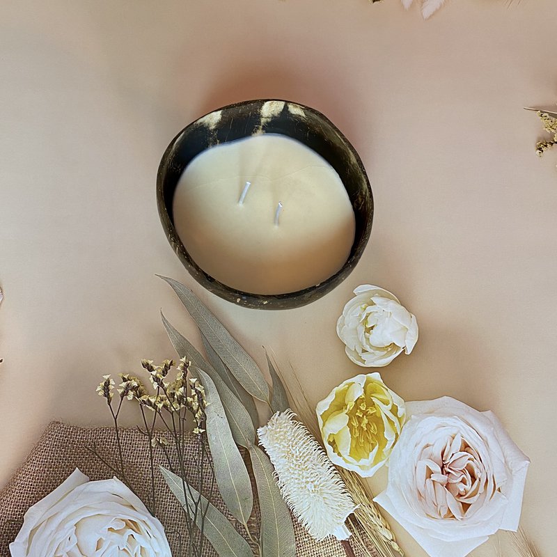 Coconut Candle | Paraffin-free candle