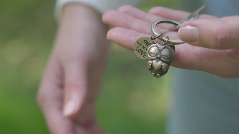 Llavero búho "Owl you need is Love" Owly con corazón y grabado - amuleto de la suerte dulce búho