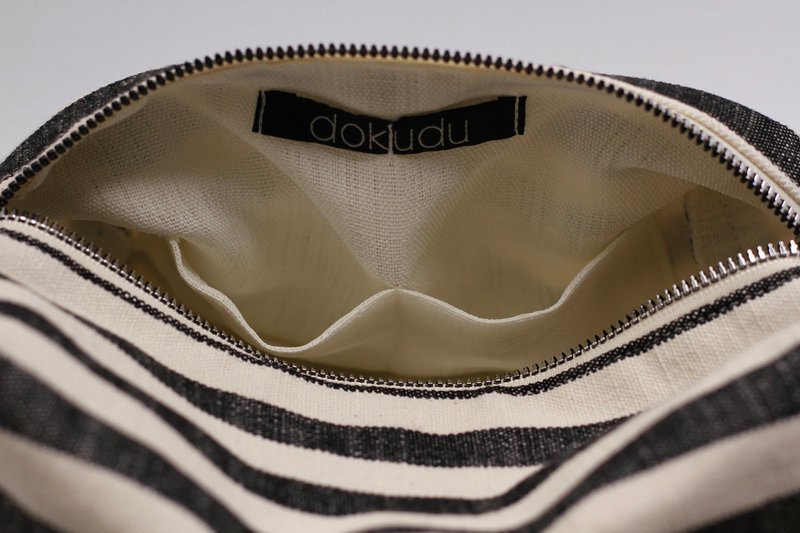 Handmade Cosmetic Bag Ole | Black