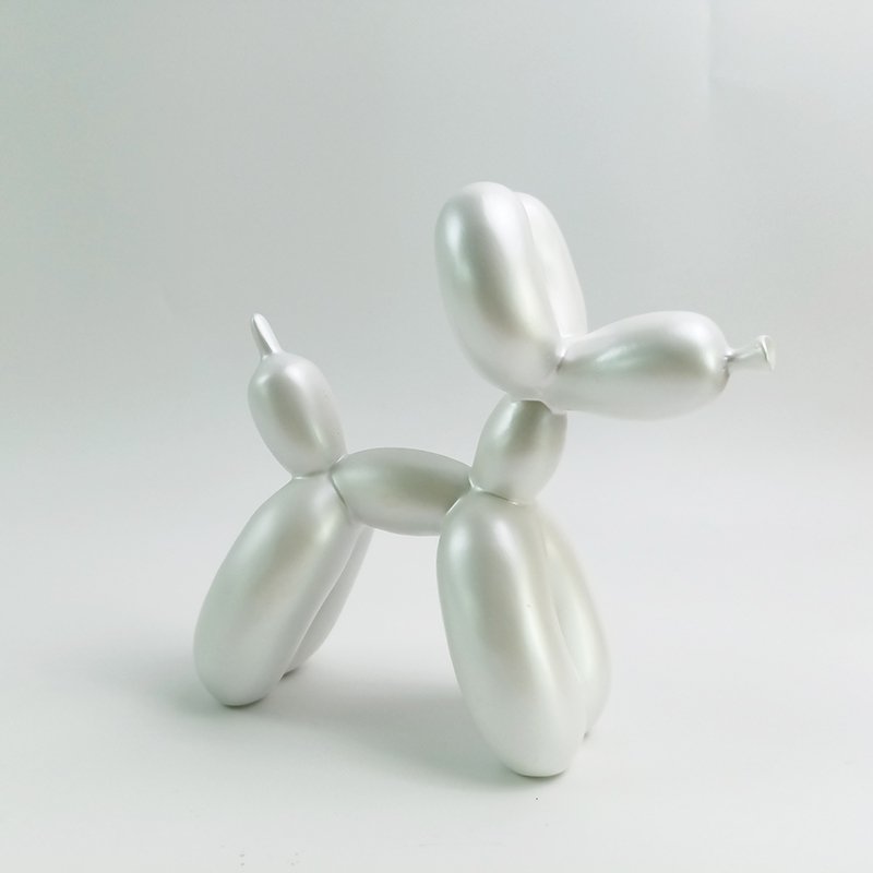 polyresin balloon dog white