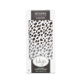 Lulujo swaddle bamboo 120x120 - Leopard