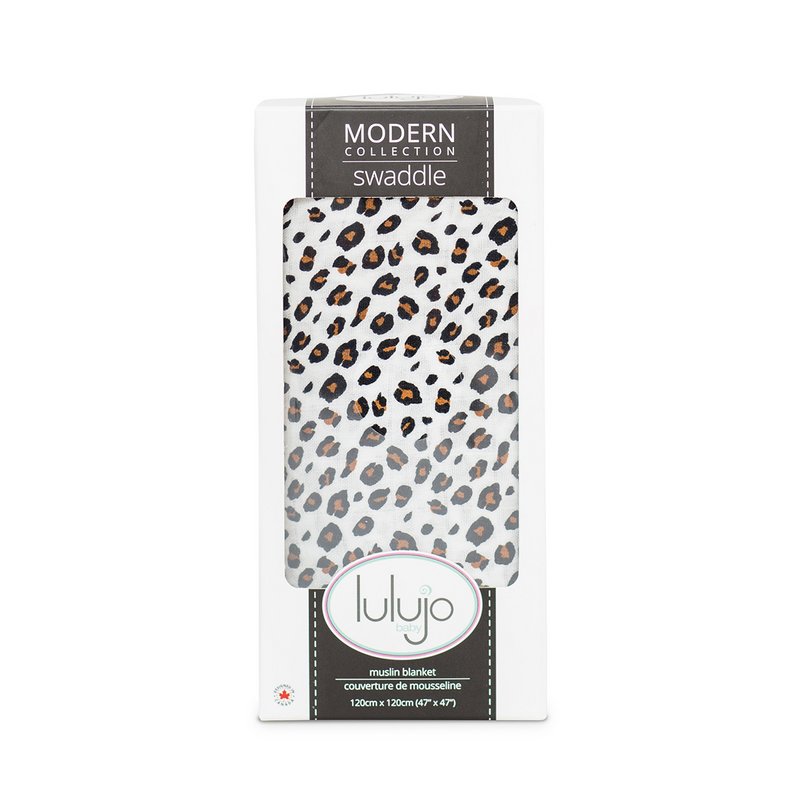 Lulujo swaddle bamboo 120x120 - Leopard
