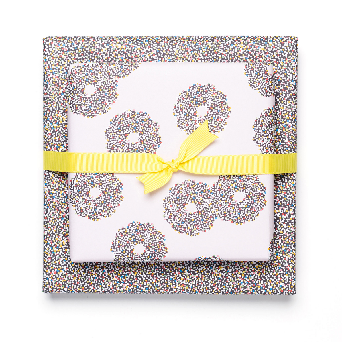 Papel de regalo navideño sostenible rosa, papel de regalo marrón rosa "Coronas de chocolate" - papel de regalo de doble cara hecho de papel 100% reciclado