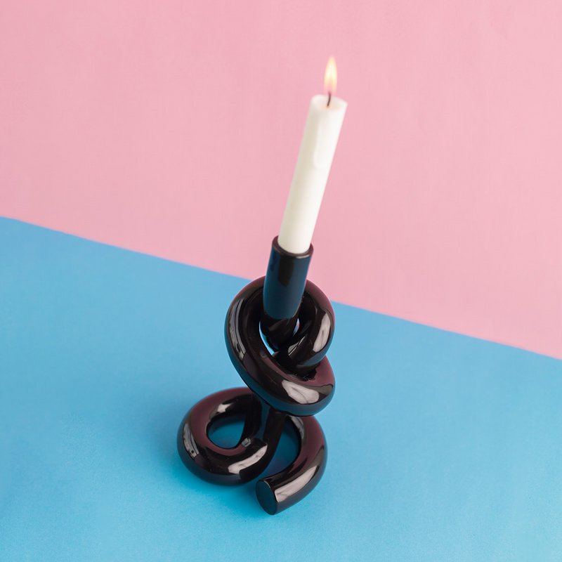 KNOTTED CANDLEHOLDER