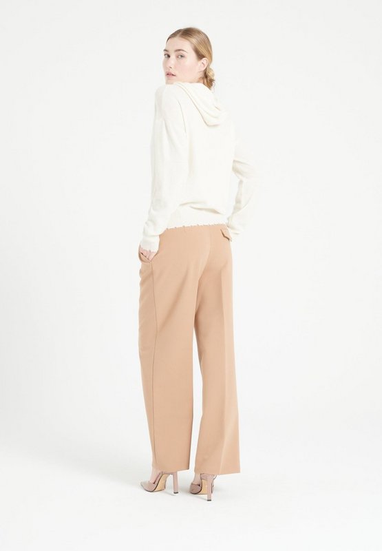 MIA 16 Cashmere hættetrøje med ecru hvid mejslet finish