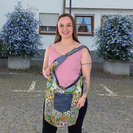 Sunsa duurzame denim tas. Schoudertas die aan 2 kanten te dragen is. hobo tas Boho schoudertas