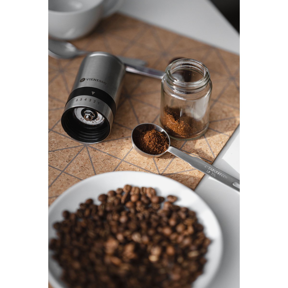 Manuel hånd kaffekværn med keramisk kværn
