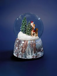 Gentil Santa snekugle – glas julesnekugle, musikalsk snekugle med julemand og skovdyr