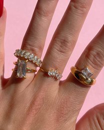 Ariana – Baguette-Kristall-Goldring