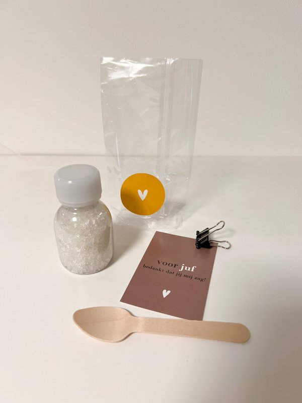 Gift bag of bath salts - a mother