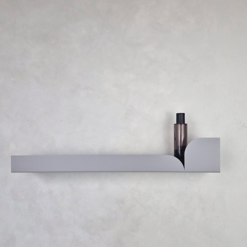 Estante de pared de metal gris bauhaus