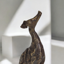 Skulpture de bronce "Legvrer" (2024) Windhat Greyhound por Bourima | Uniiat