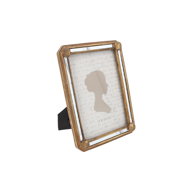 Decorative photo frame in gold resin with shells 21x16 cm