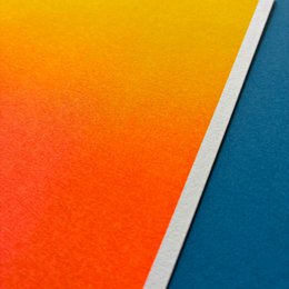 Riso Ansichtkaart Gradiënt Geel/Fluo Oranje, Risografie, DIN A6