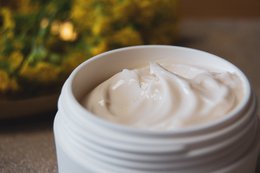 Coffret : contour des yeux, crème de jour et de nuit