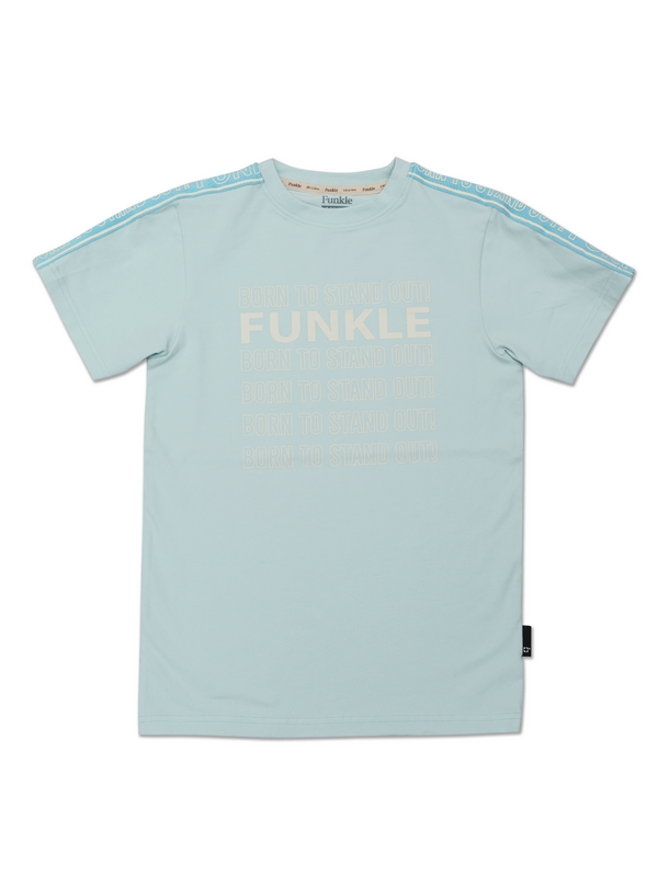 Camiseta niño Funkle – Azul claro con estampado Funkle