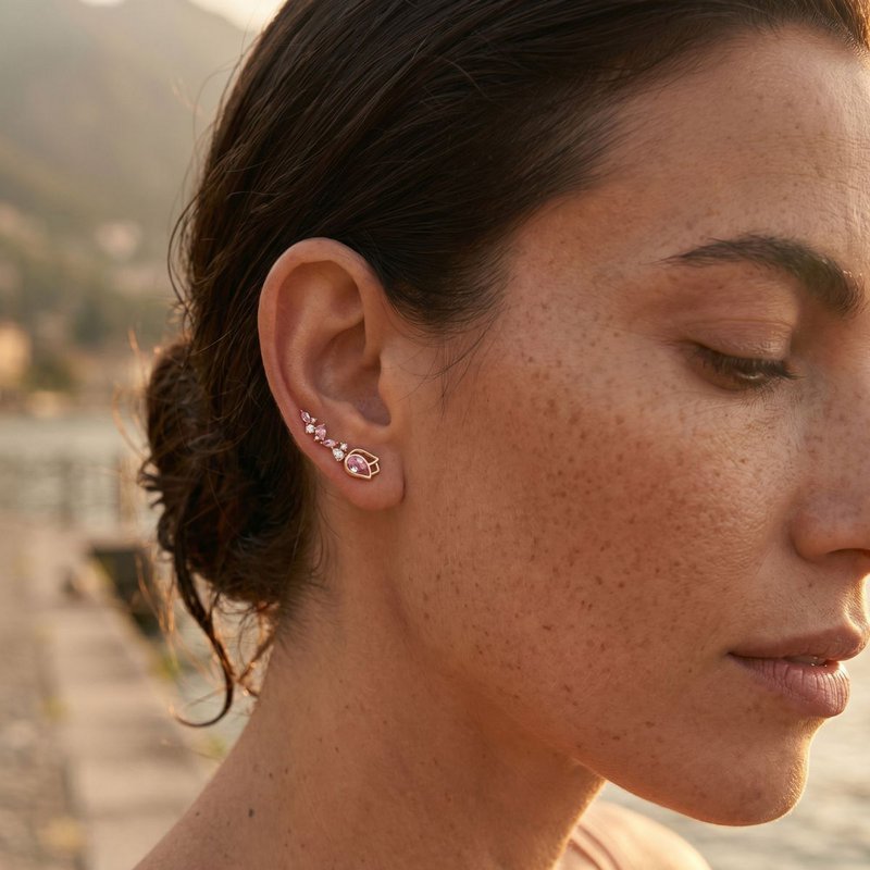 Flora climbing flower earring