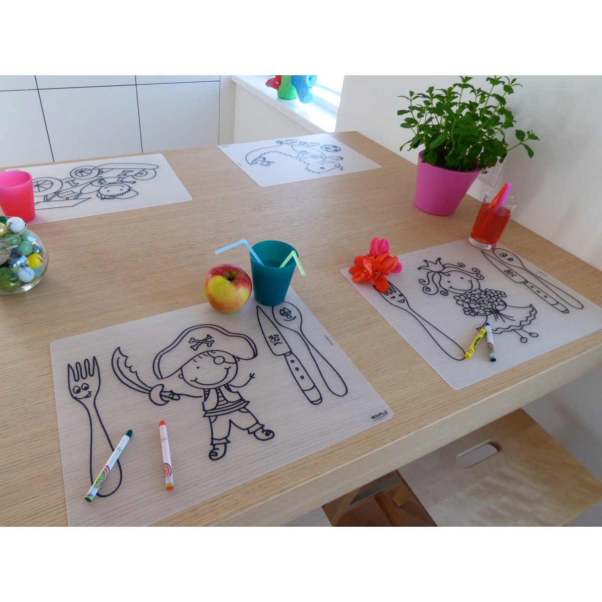Recolorable placemat Ballerina