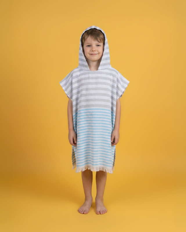 RĘCZNIK TO GO PLAYA KIDS Bawełniane ponczo plażowe 60x48 cm | Szybkoschnący ręcznik do zmiany | Niebieski | z pudełkiem upominkowym