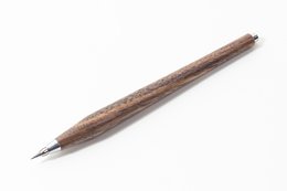 Mechanical pencil (lead pencil) 2mm made of walnut