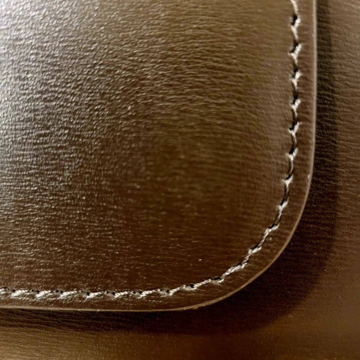 RUBIS | Chocolade Italiaans lederen crossbody en handtas