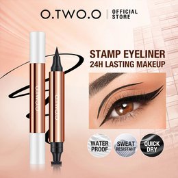 O.TWO.O Eyeliner w kredce Płynny eyeliner Wodoodporny, odporny na rozmazywanie Szybkoschnący 12-godzinny makijaż Ultracienki czarny eyeliner do strzałek