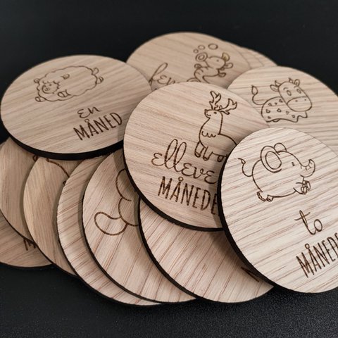 Mijlpaalkaart - Mijlpalen voor kinderen - Set van 14 stuks. Okkernoot