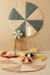 "Blue Candy" rund patchworkmåtte