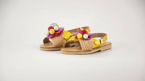 Griechische Kindersandale aus Leder für den Sommer: Hara