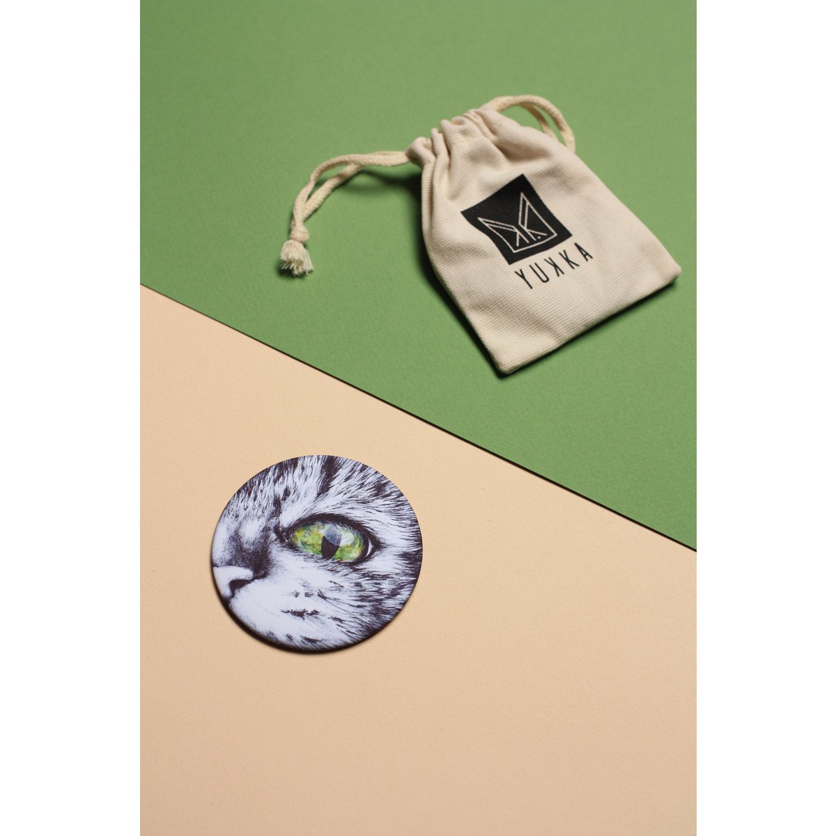 Cat pocket mirror