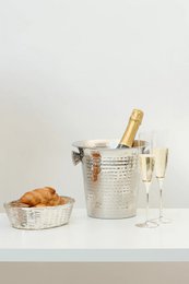 EDZARD Joey champagnekøler med håndtag, højglanspoleret rustfrit stål, hamret, højde 23 cm, diameter 21 cm