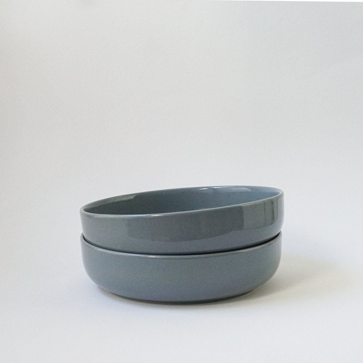 Shell 22 cm with lid/plate Hollyhock - Fjord Blue - 1,000 ml