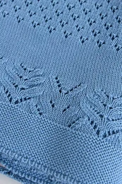 Coperta estiva per bebè in maglia, punto traforato