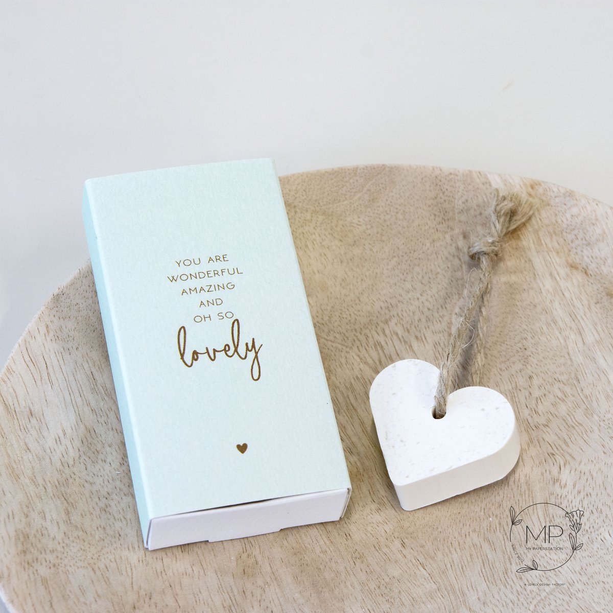 Petit coffret cadeau Tu es merveilleuse, incroyable et tellement adorable
