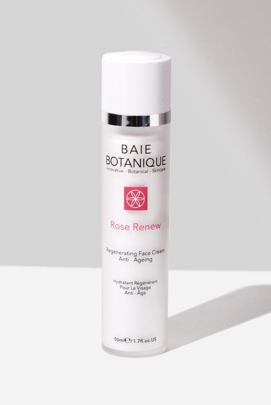 Crema viso rinnovata alla rosa