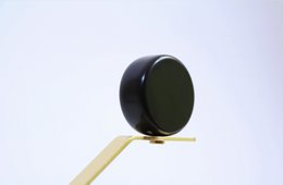 Christmas gift - Rising Balanced - dynamic candle holder