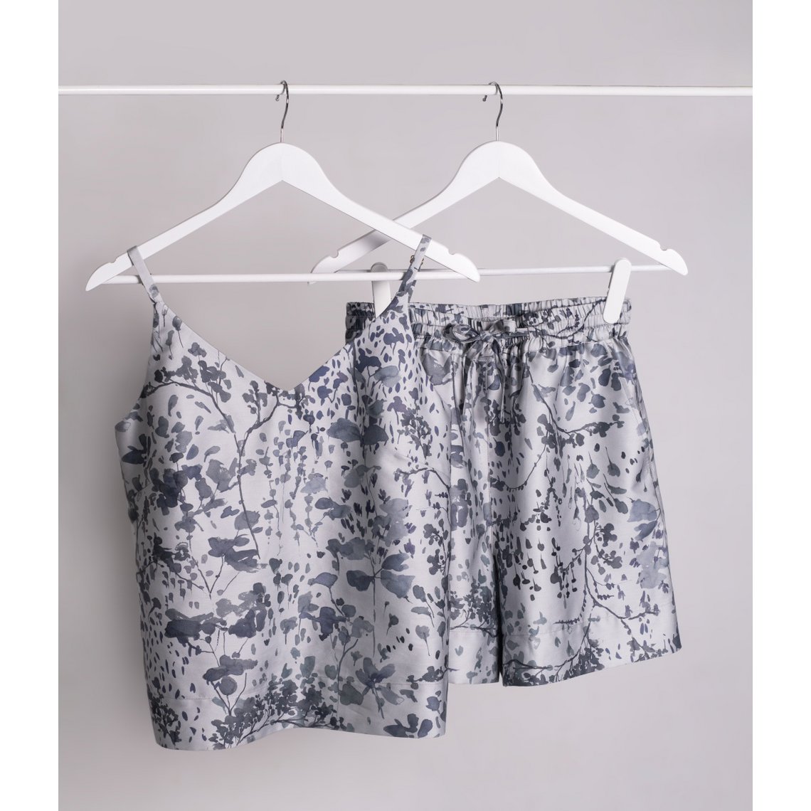 Completo due pezzi Silky Poems Grey (camicia + pantaloncini)