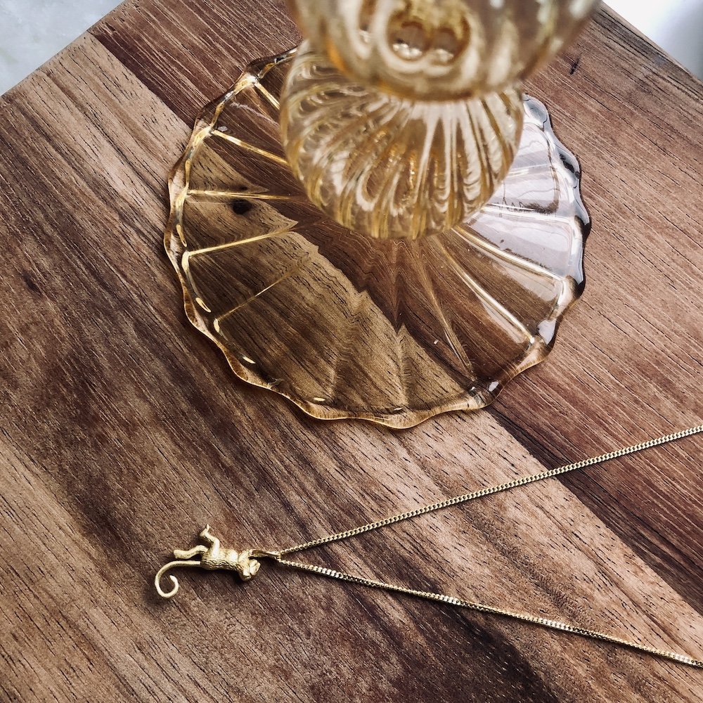 Hanging Around necklace