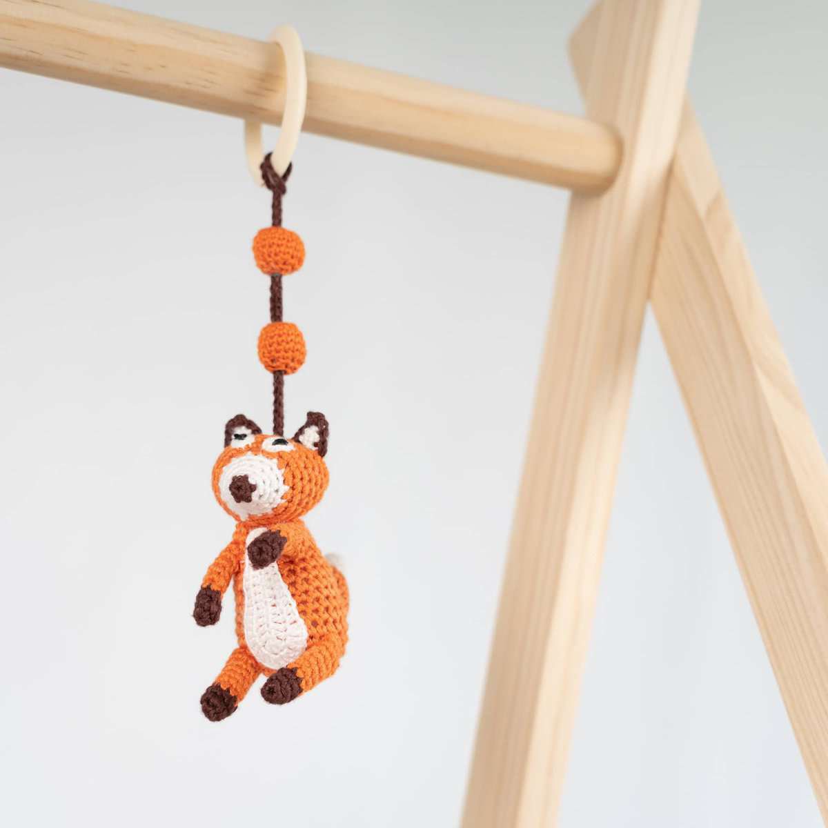 Crocheted play arch pendant fox FRED