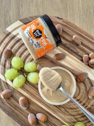 Feel FIT Protein Milky Nut Cream – Protein-Haselnuss-Milch-Aufstrich, ohne Zuckerzusatz, Keto, Low Carb, frei von Palmöl, 24 % Protein, 200 g