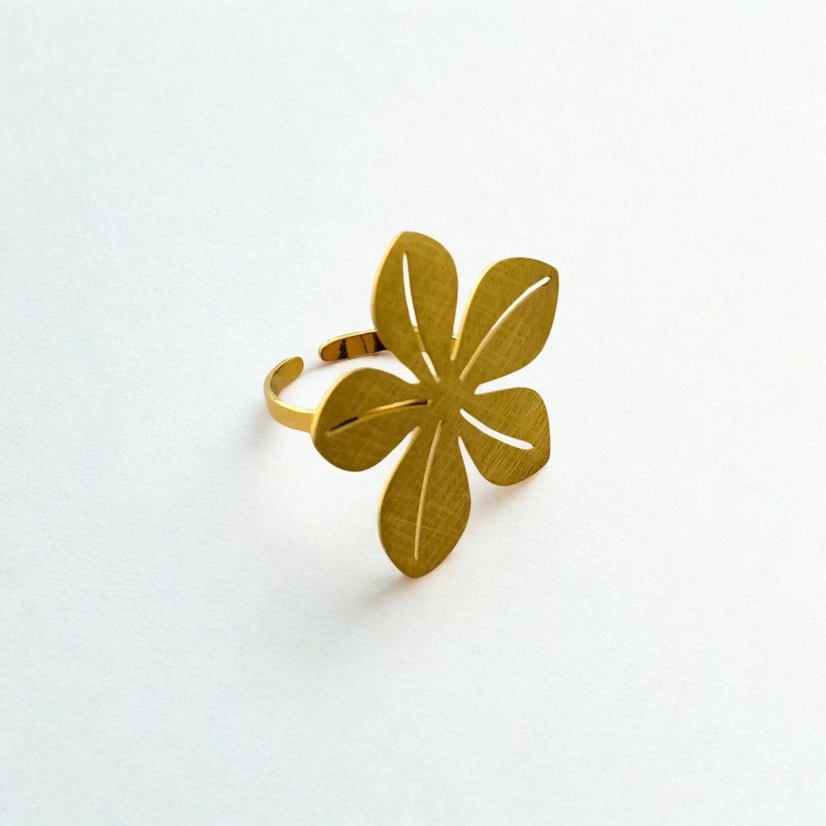 Mima Adjustable Floral Ring 