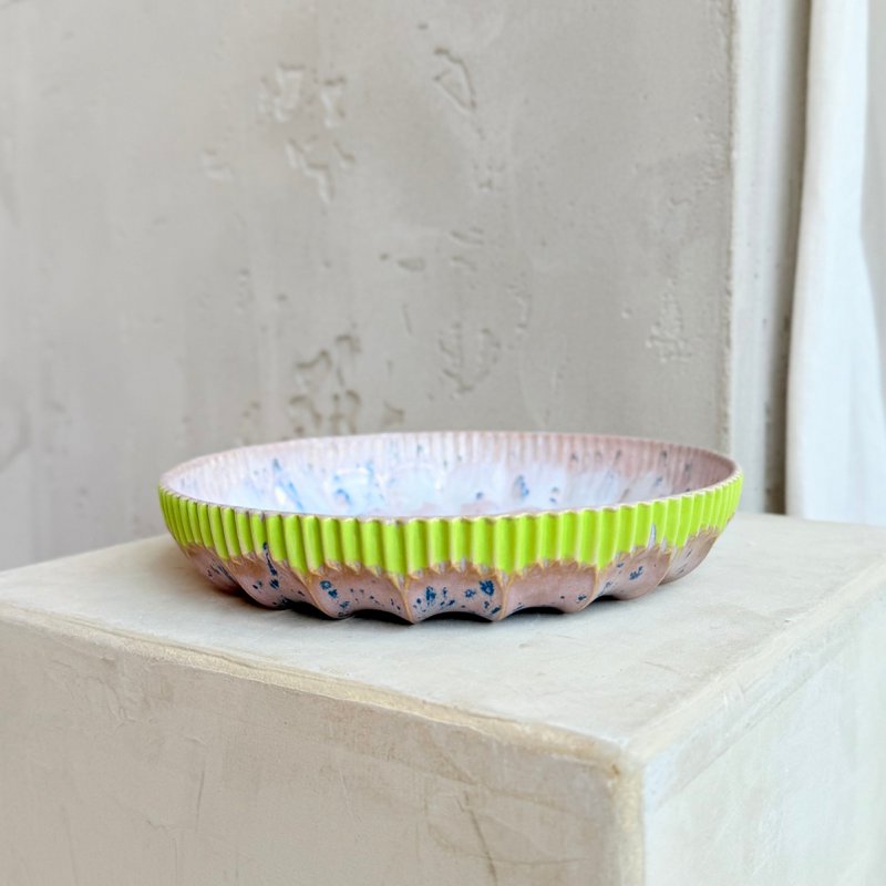 Bloom Plate - Lime Blush