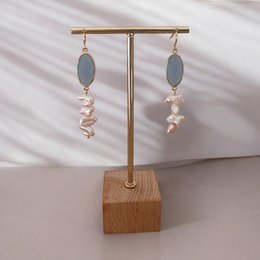 Nyra - Handcrafted earrings with baroque pearls
