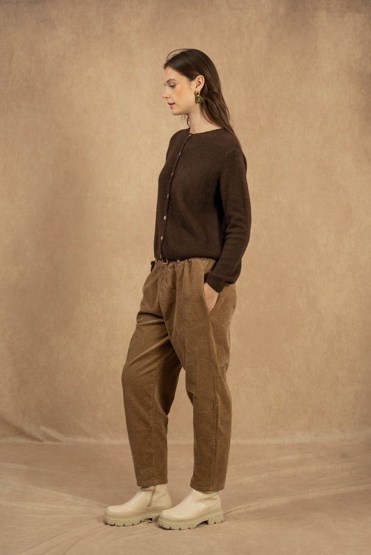 Cardigan col rond court boutonné en alpaga et laine