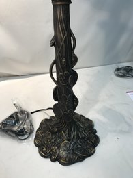 Duża lampa stołowa Tiffany gumowa podstawa średnica 40 cm Belle Amber seria LG232320