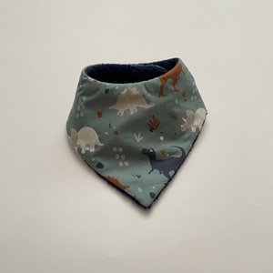 Mini bandana bijtslabbetje Dinosaurs groen